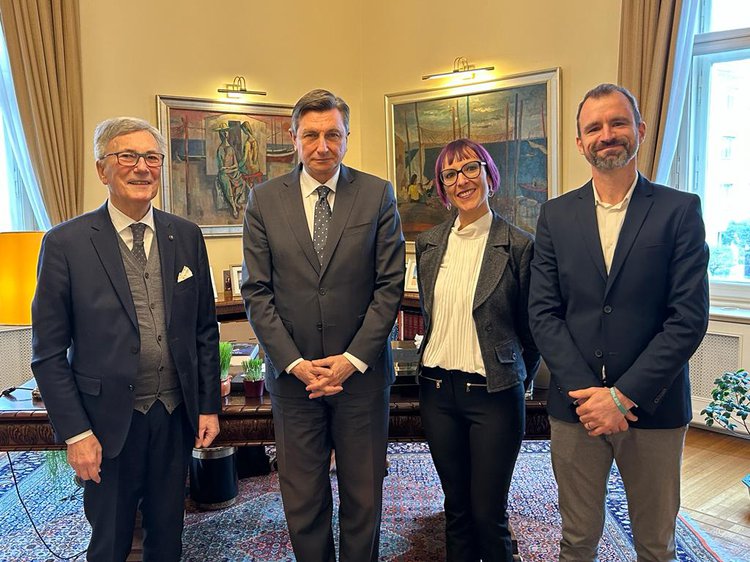 visita pahor dicembere 2022