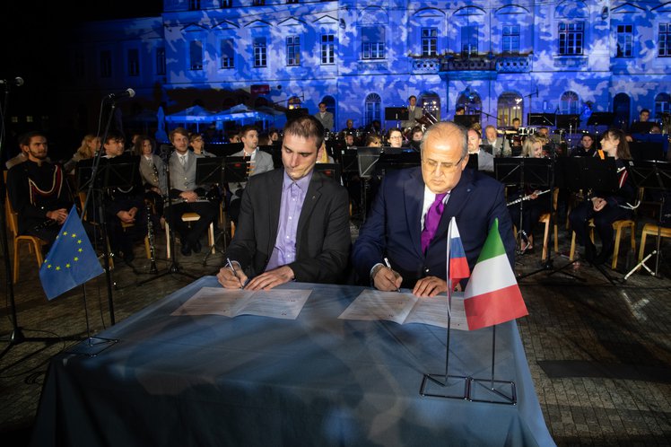 sindaci firma