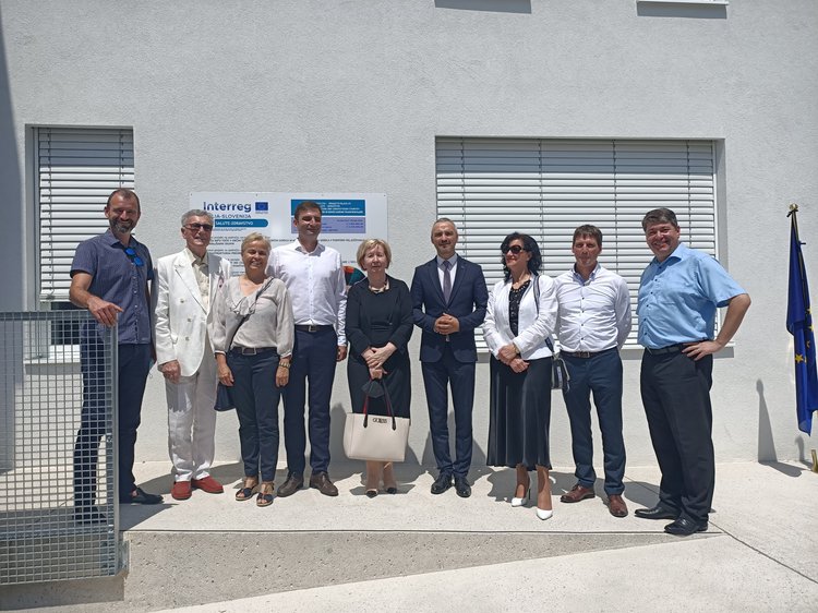 inagurazione skupnostni center