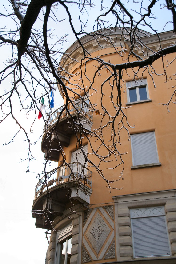 Trgovski dom