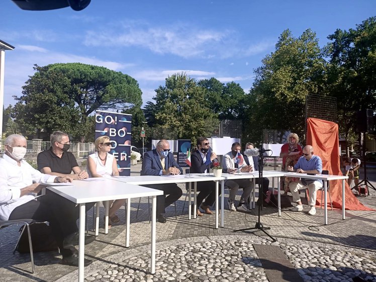 conferenza stampa