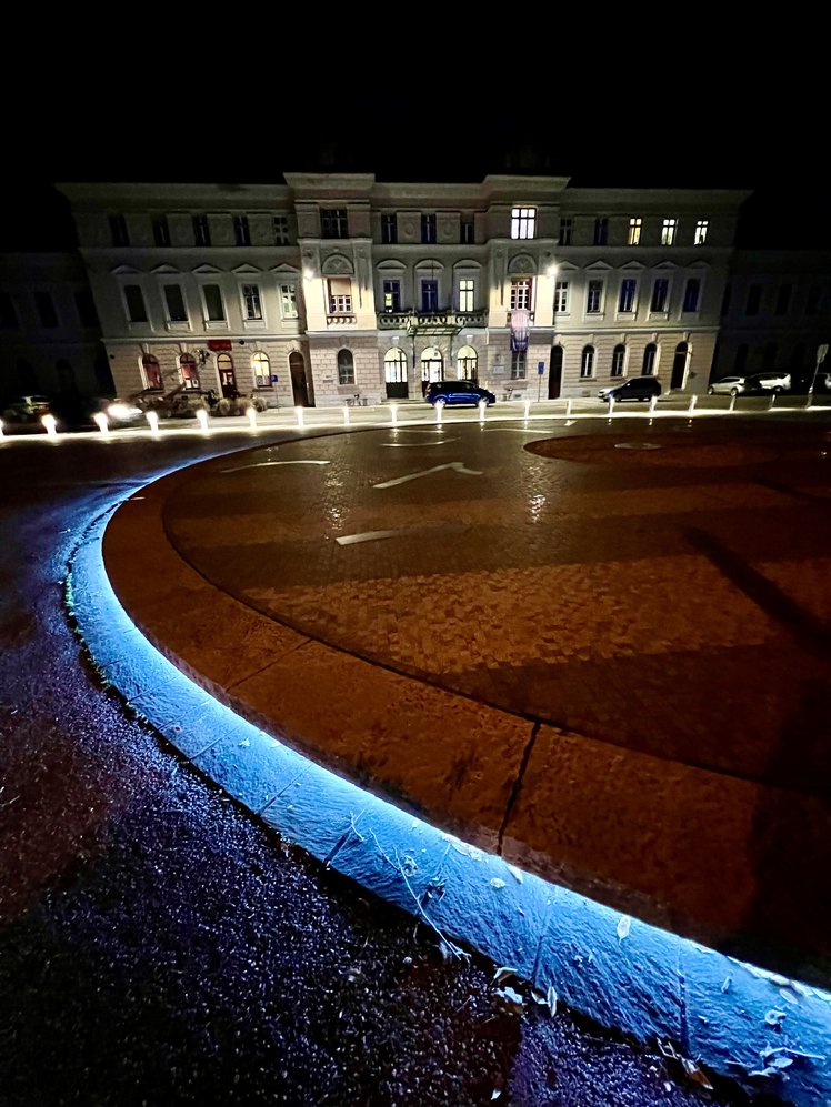 Transalpina mosaico illuminato